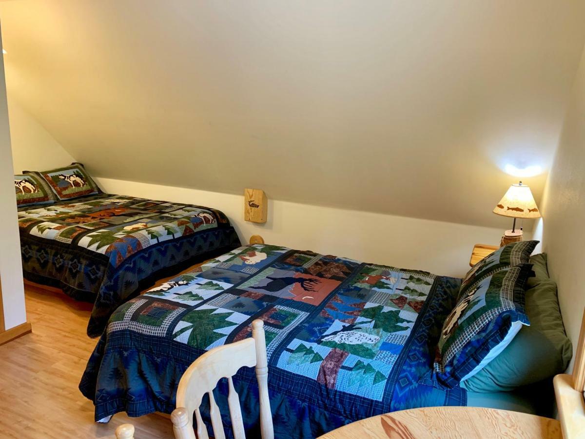 Sourdough Sunrise B&B Seward Oda fotoğraf