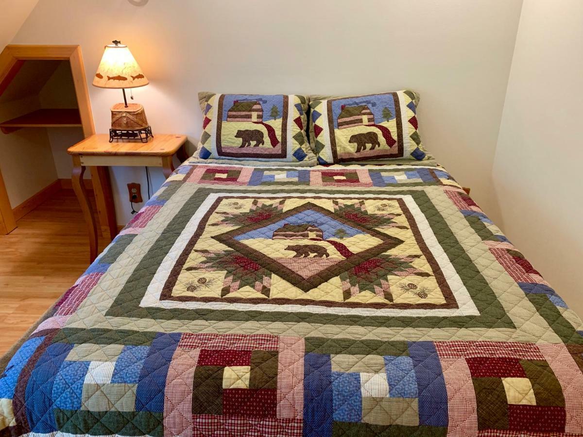 Sourdough Sunrise B&B Seward Oda fotoğraf